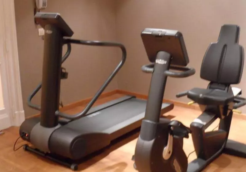 호텔 Le Chateau De Namur