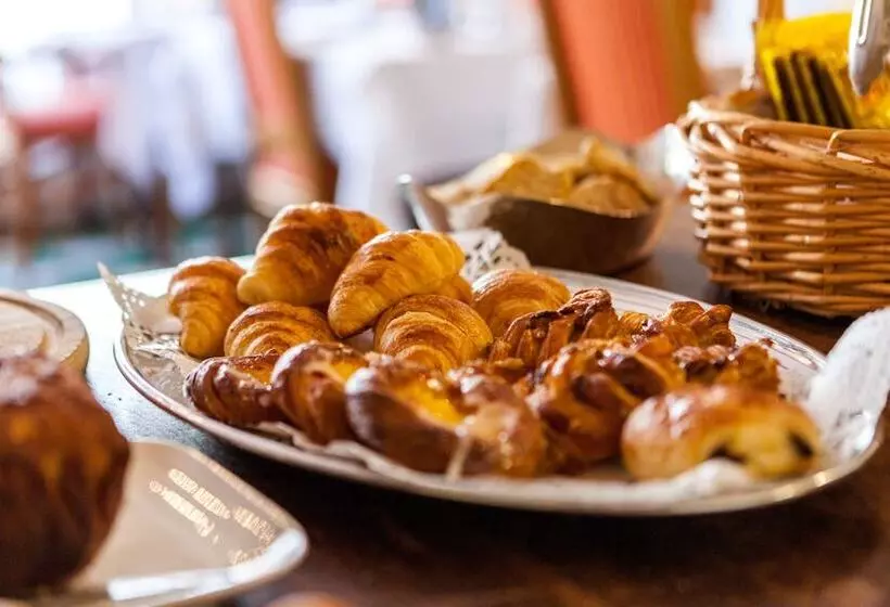 Malecot Hotel By F Hotels