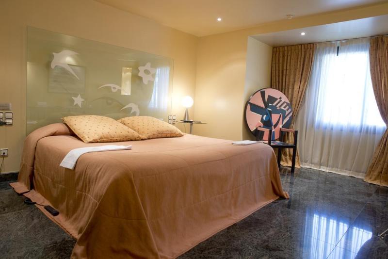 هتل MIM Andorra, Member of Melia Collection