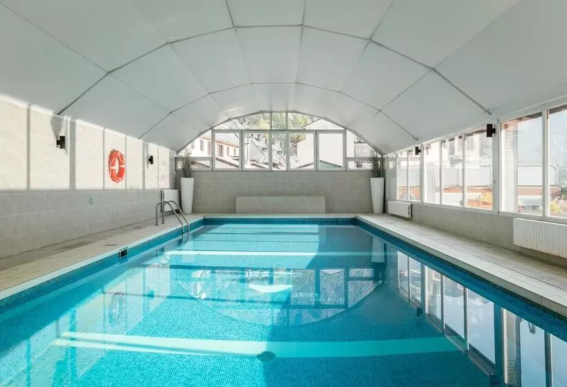 هتل Alegria President