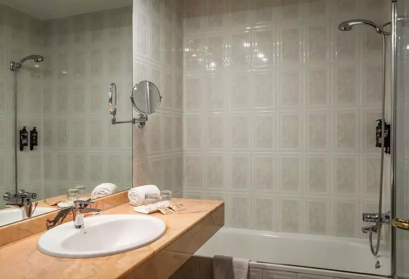 هتل Alegria President