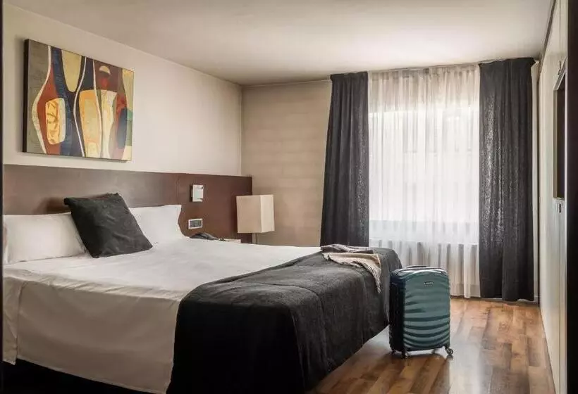 هتل Alegria President