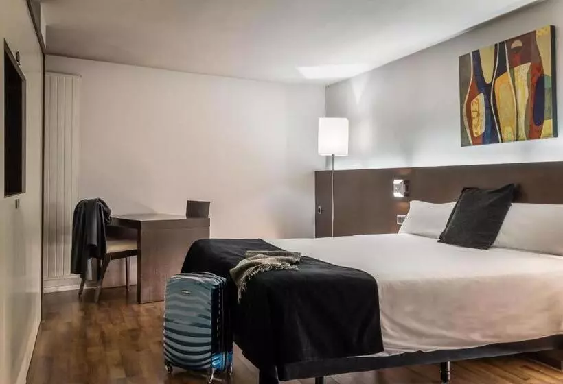 هتل Alegria President