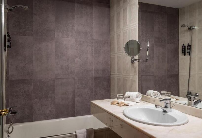 هتل Alegria President