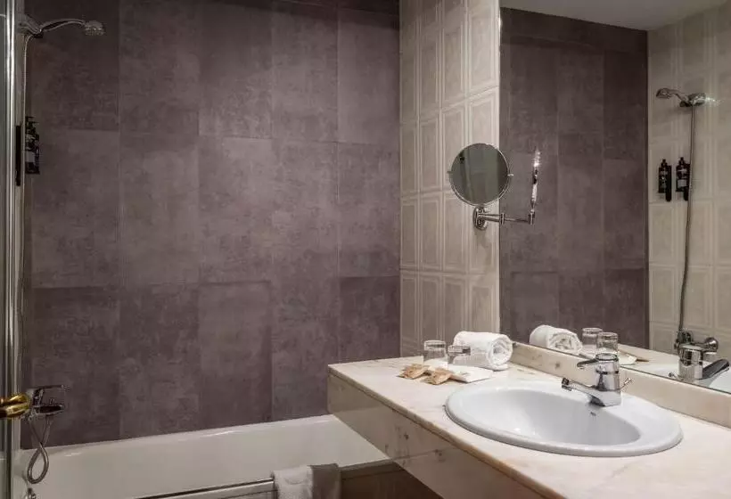 هتل Alegria President