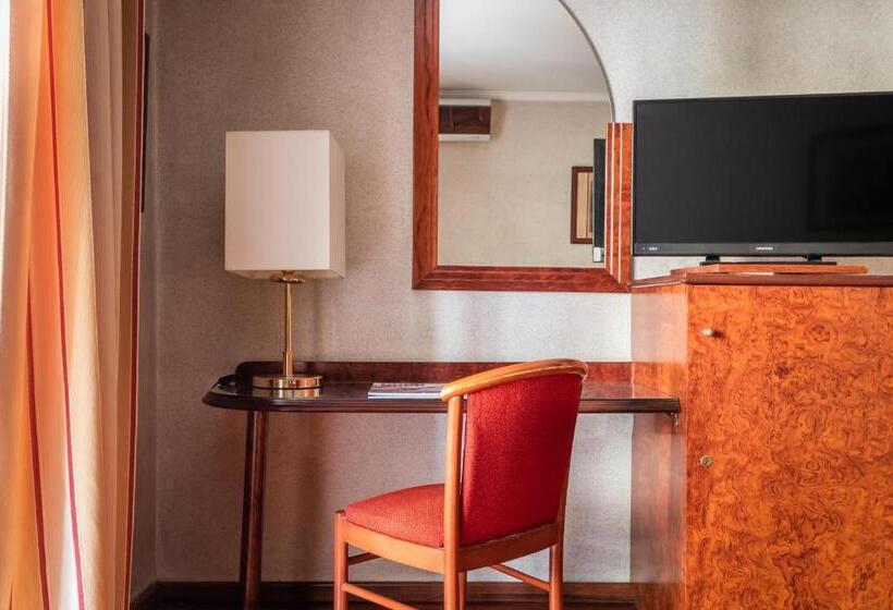 هتل Alegria President