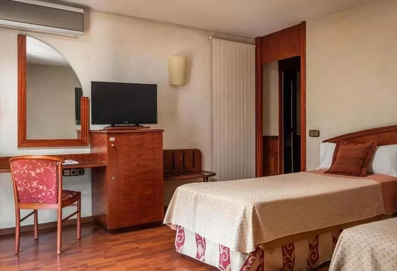 هتل Alegria President