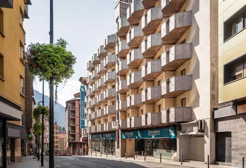 هتل Alegria President