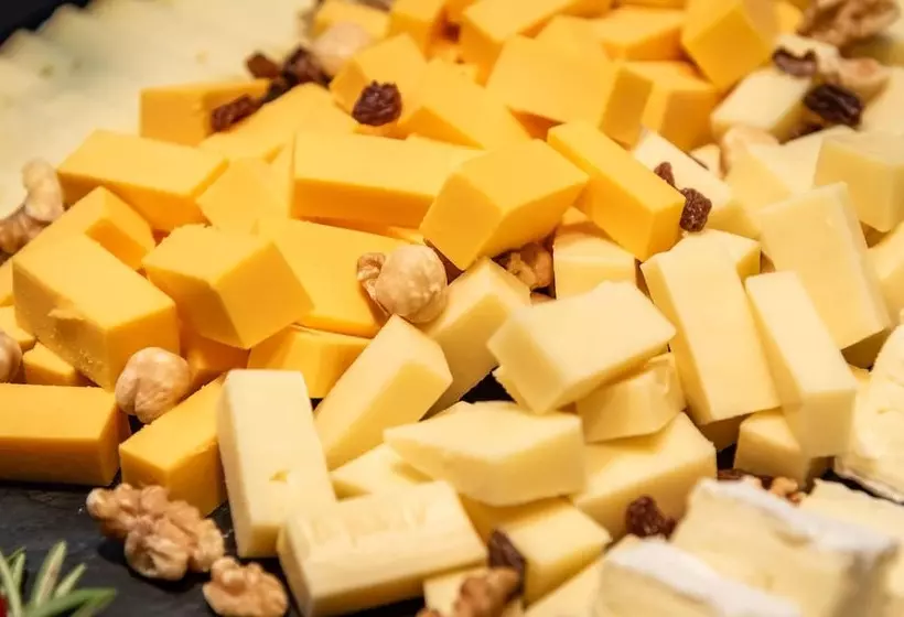 هتل Alegria President