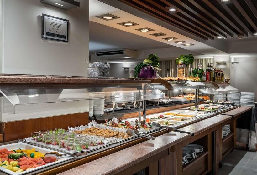 هتل Alegria President