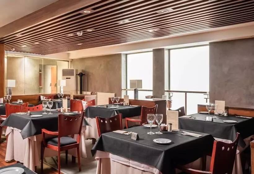 هتل Alegria President