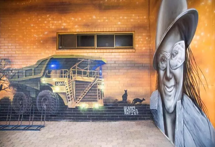 Hotel Nightcap At Roxby Downs