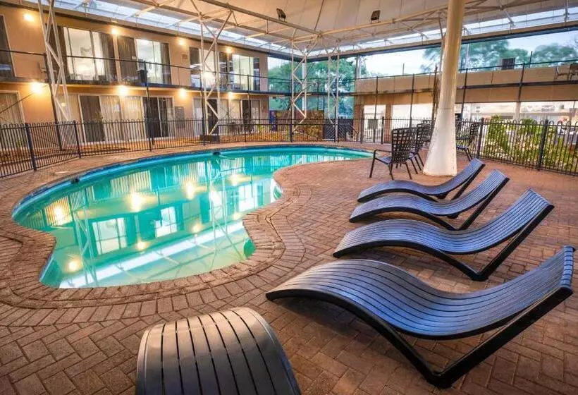 Hotel Nightcap At Roxby Downs