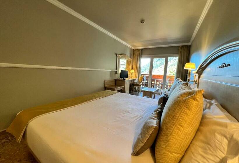 هتل & Spa Bringue