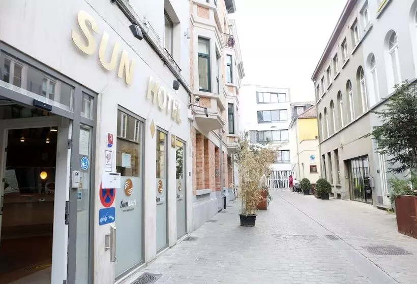 Hotel Sun