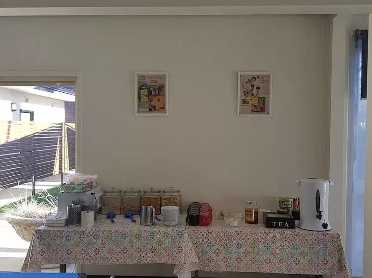 호텔 Town House Motor Inn