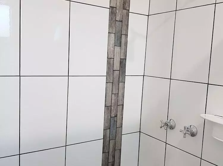 호텔 Town House Motor Inn