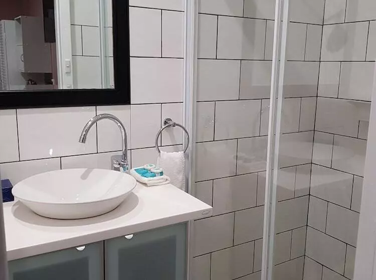 호텔 Town House Motor Inn