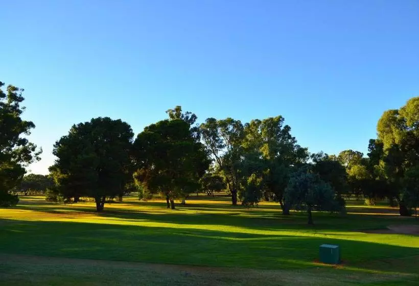 فندق على الطريق Renmark Country Club