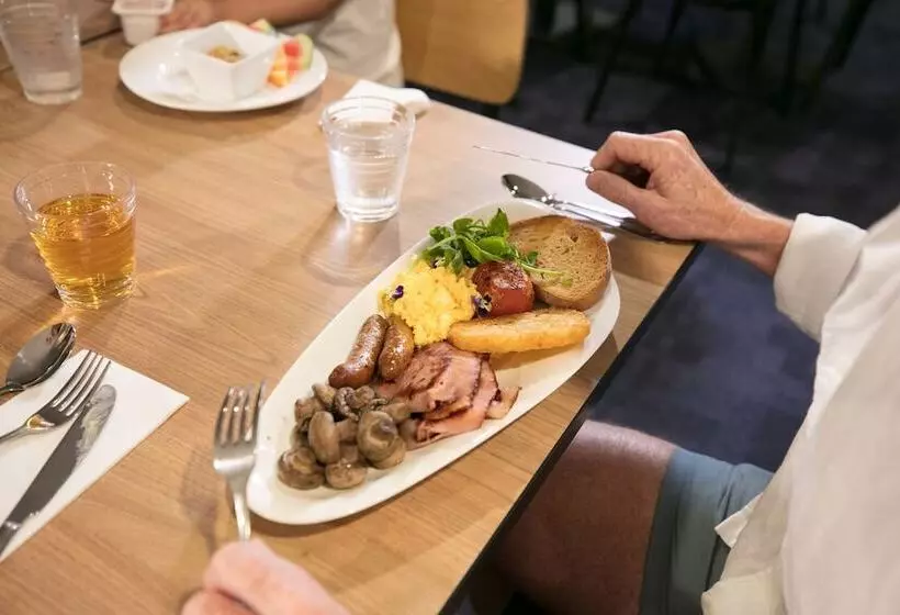 Paradise Resort Gold Coast