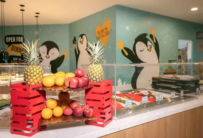 Paradise Resort Gold Coast