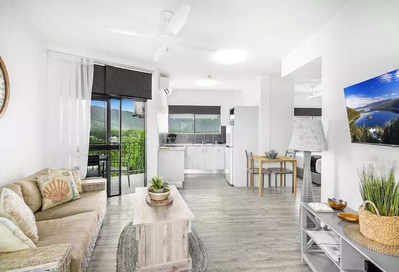 Resort Amaroo At Trinity