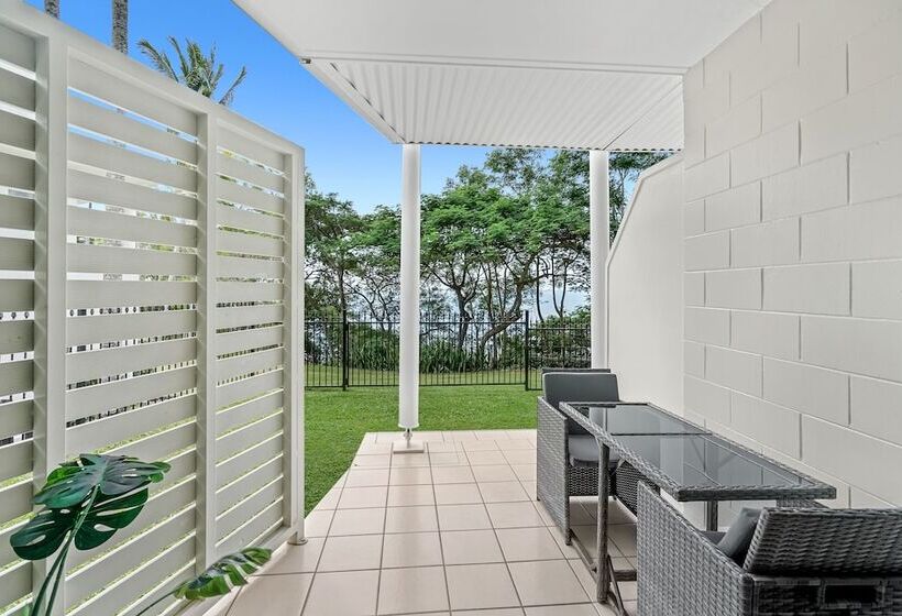 Resort Amaroo At Trinity