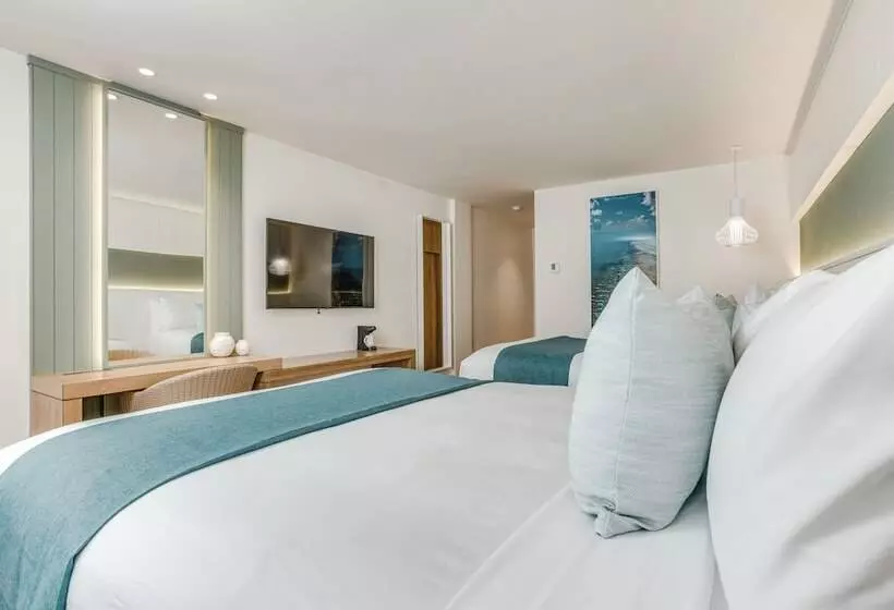 Fort George Hotel And Spa