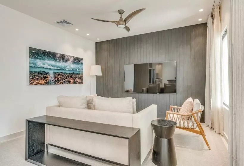 Fort George Hotel And Spa