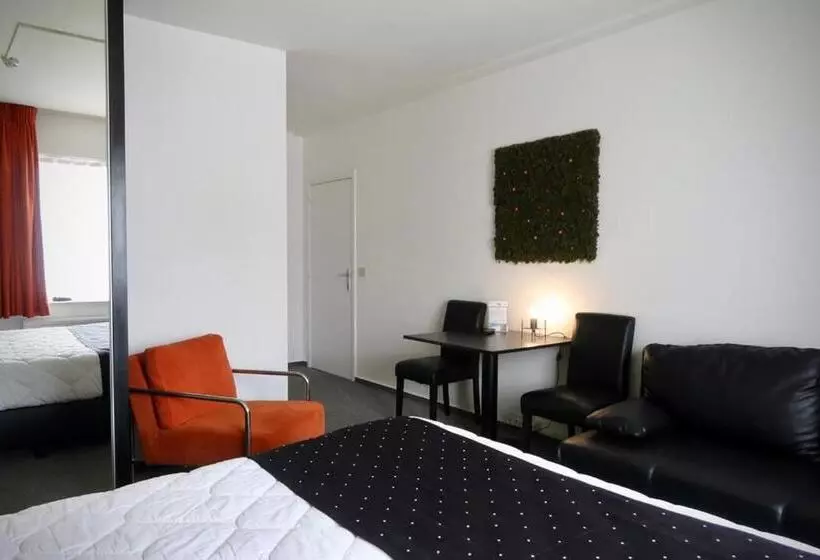 בית מלון כפרי Adoma