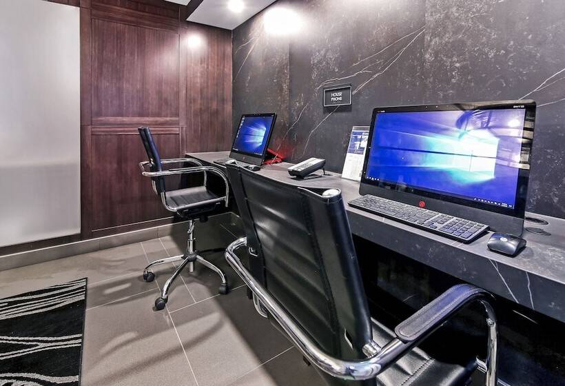 فندق Best Western Plus Banff International Lodge