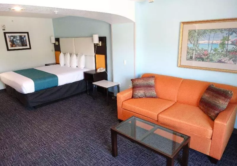 هتل Best Western Plus Regency Inn And Conference Centre