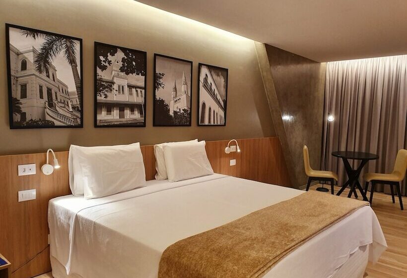 בית מלון כפרי Blue Tree Towers Rio Poty