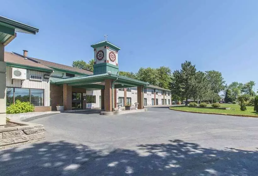 בית מלון כפרי Comfort Inn