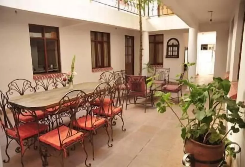 هتل Cruz Popayan Sucre