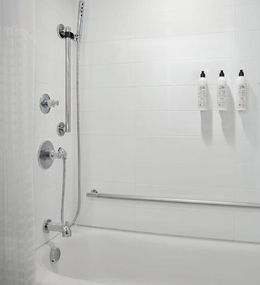 Delta Hotels Calgary Airport In Terminal