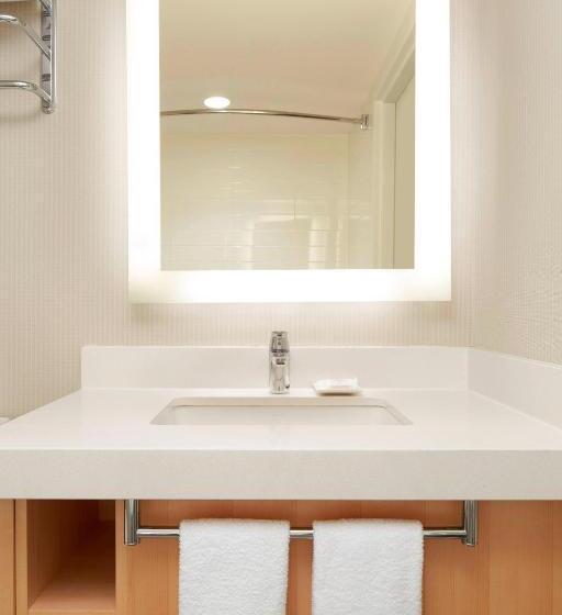 Delta Hotels By Marriott Prince Edward