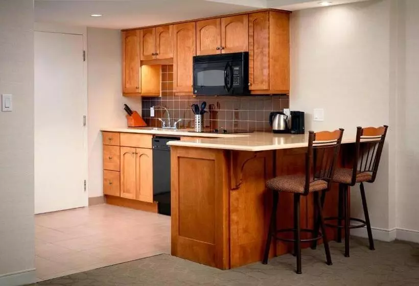 Delta Hotels By Marriott Prince Edward