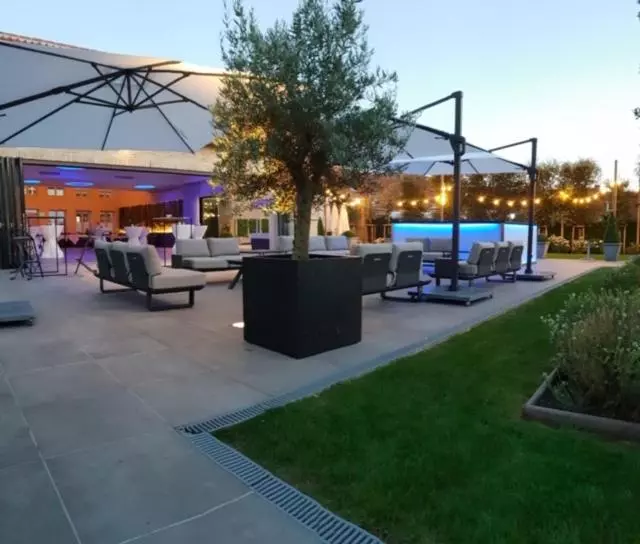 ホテル Driekoningen