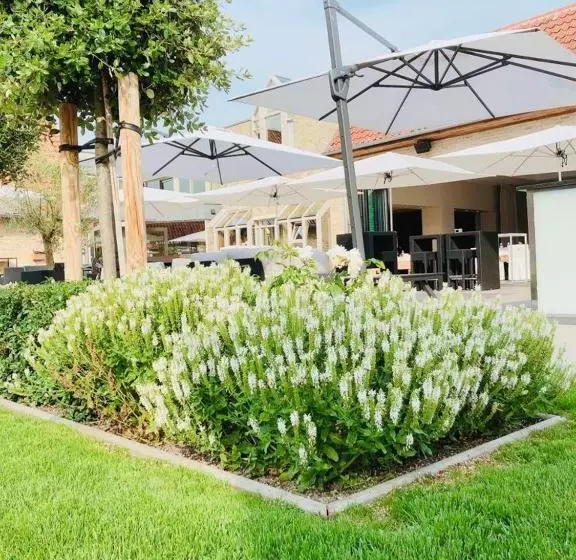 ホテル Driekoningen