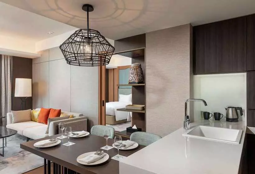 هتل Hilton Mandalay