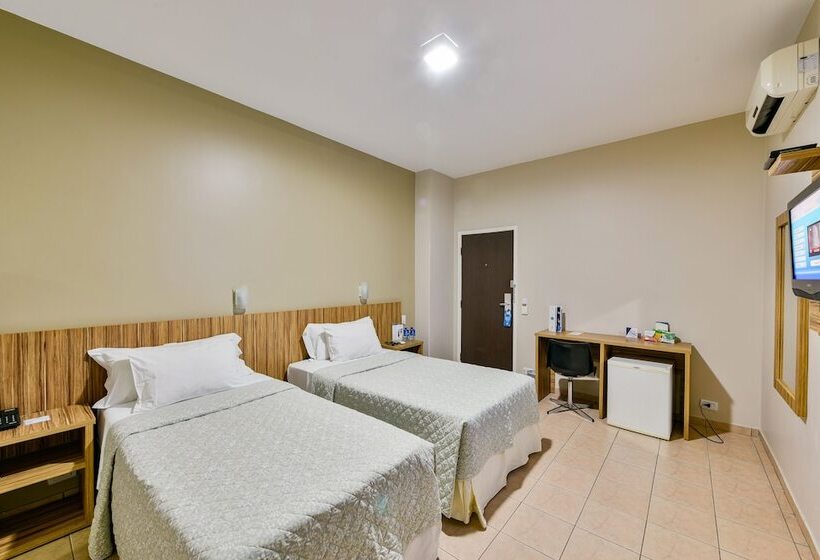 هتل Plaza Inn Augustus