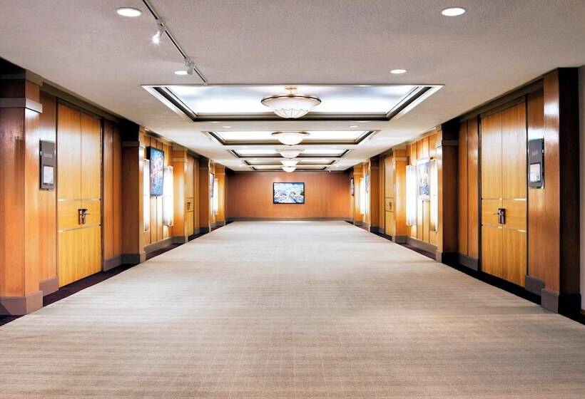 هتل The Westin Calgary