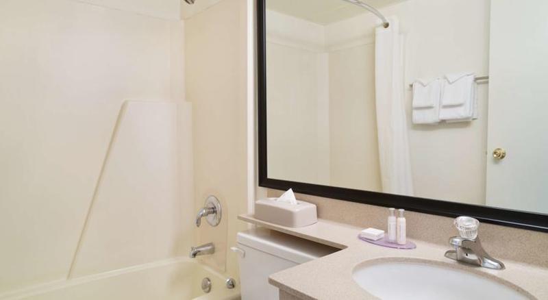 Travelodge Hotel Calgary Macleod Trail