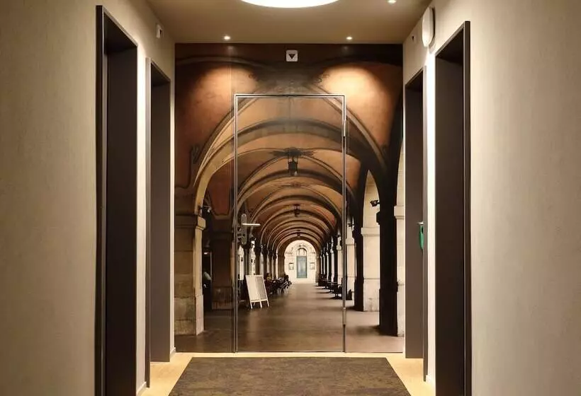 호텔 Baren Am Bundesplatz