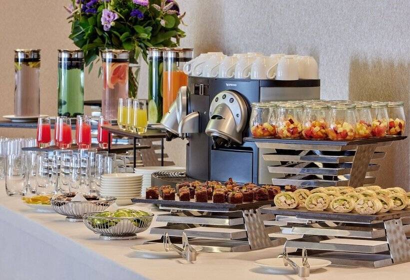 בית מלון כפרי Basel Marriott