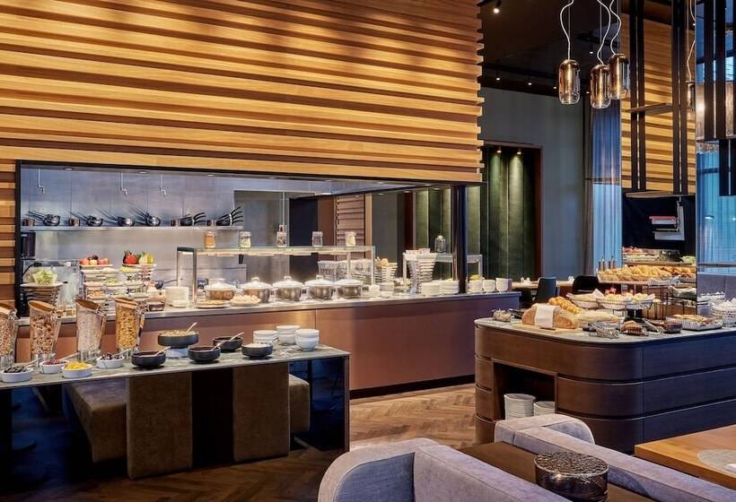 בית מלון כפרי Basel Marriott