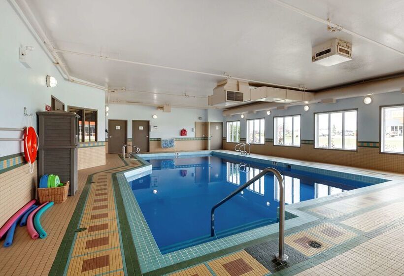 בית מלון כפרי Best Western Grande Prairie