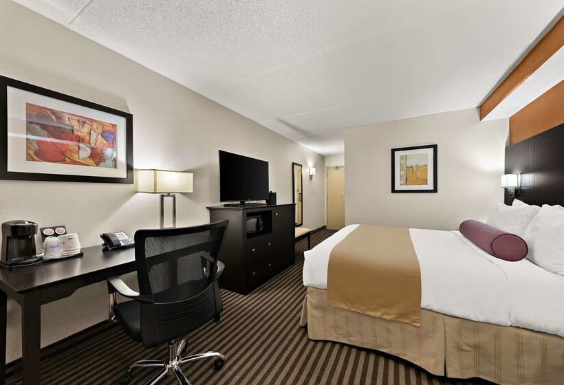 Best Western Plus Toronto North York Hotel & Suites