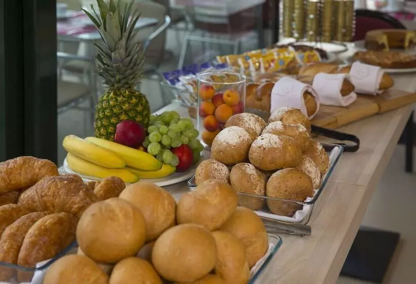 בית מלון כפרי Campione